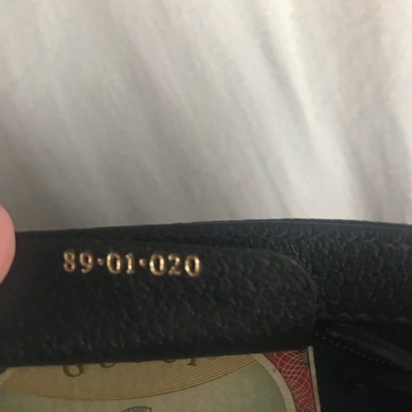 Authentic Gucci pouch - Picture 4 of 5